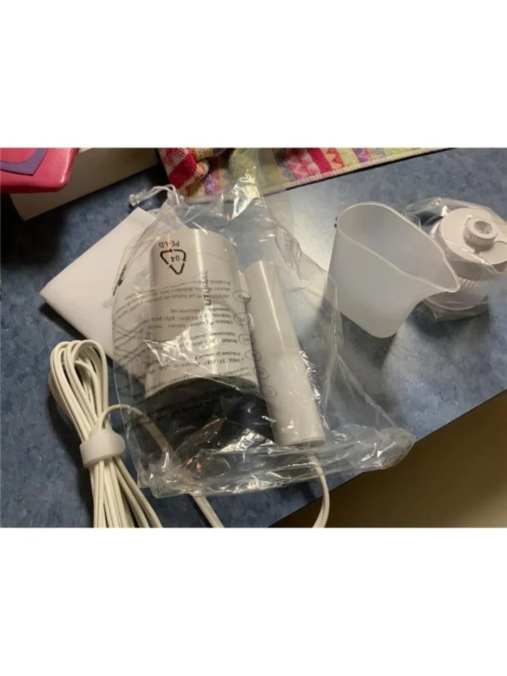 Travel Steamer for Clothes, Portable and Handheld, 1000W, White |
